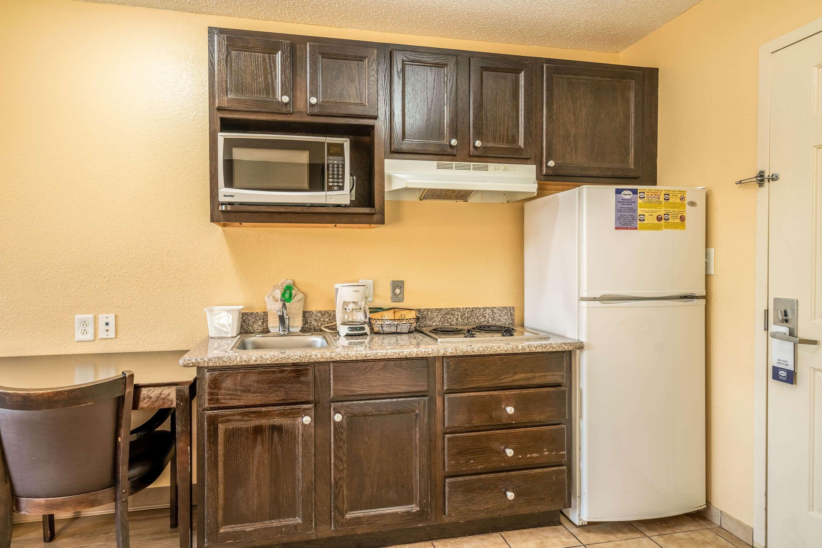 Suburban Studios Near Camp Lejeune Τζάκσονβιλ Εξωτερικό φωτογραφία
